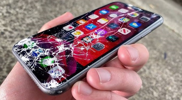 Nguyên nhân iPhone 11 hư dây cảm biến