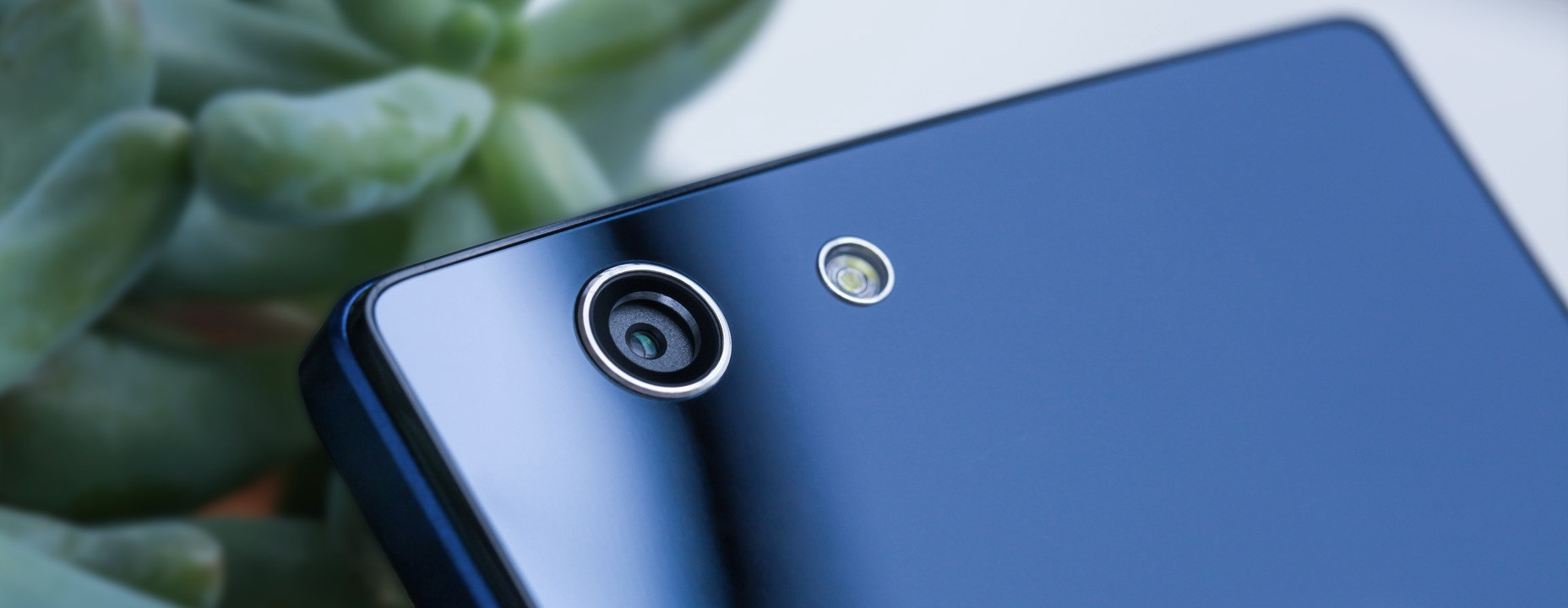 Nguyên nhân khiến kính camera Oppo Neo 5 bị hư đến từ đâu