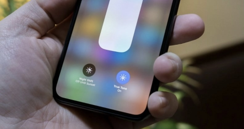 Nguyên nhân khiến tính năng True Tone trên iPhone bị lỗi
