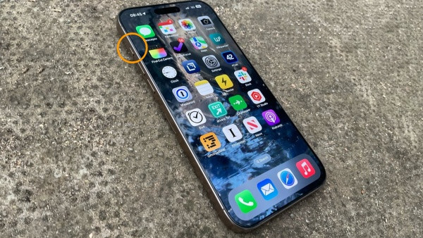 Nút Action iPhone 16 Pro Max hư hỏng