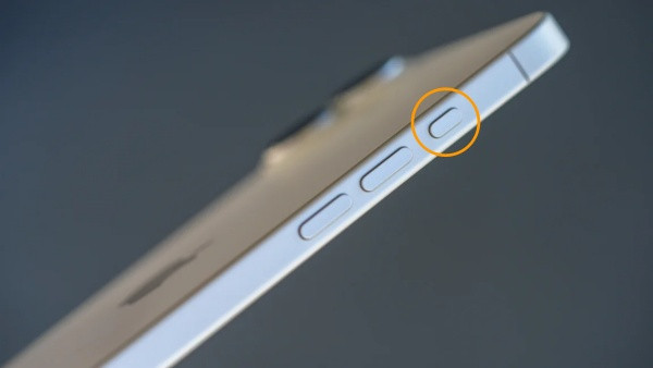 Nút Action iPhone 16 Plus