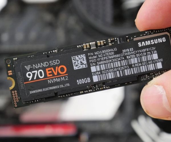 Ổ cứng NVME bị hỏng hoặc lỗi kết nối