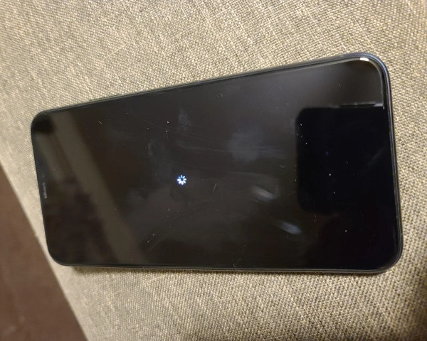 Sửa IC hiển thị iPhone 11 Pro Max khi nào?