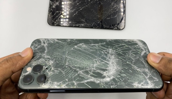 Tại sao iPhone 11 Pro Max hư main?