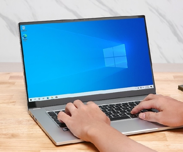 Tắt và khởi động lại laptop Tắt và khởi động lại laptop
