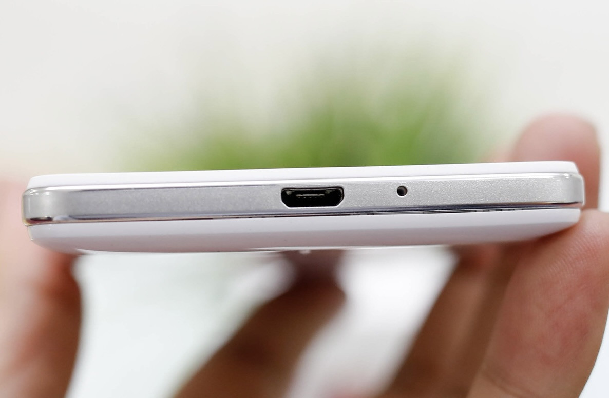 Thay chân sạc Oppo Neo 5