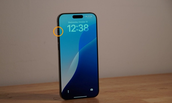Thay nút Action iPhone 16 Pro Max
