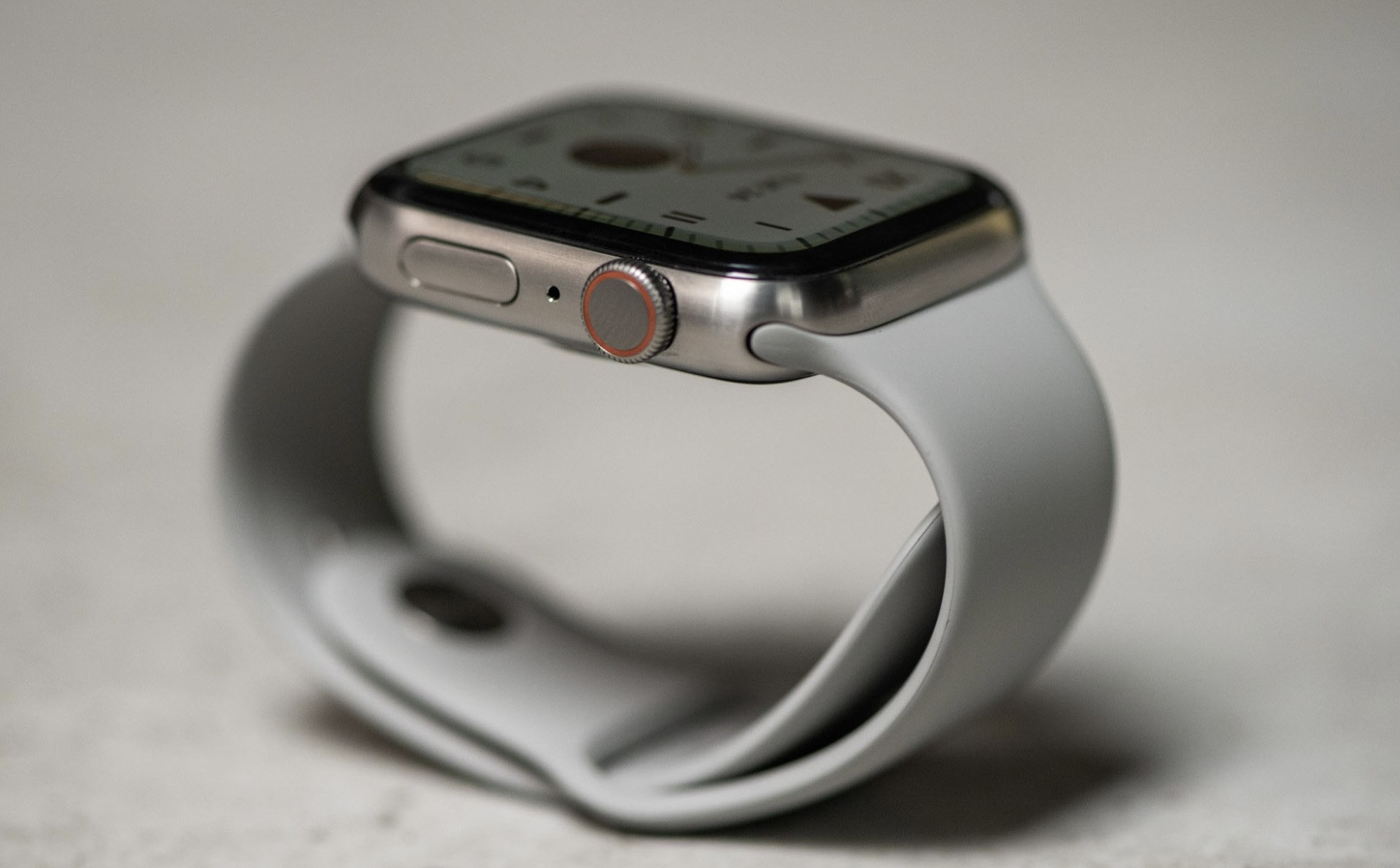“Triệu chứng” hỏng vỏ Apple Watch Series 1 thường gặp “Triệu chứng” hỏng vỏ Apple Watch Series 1 thường gặp