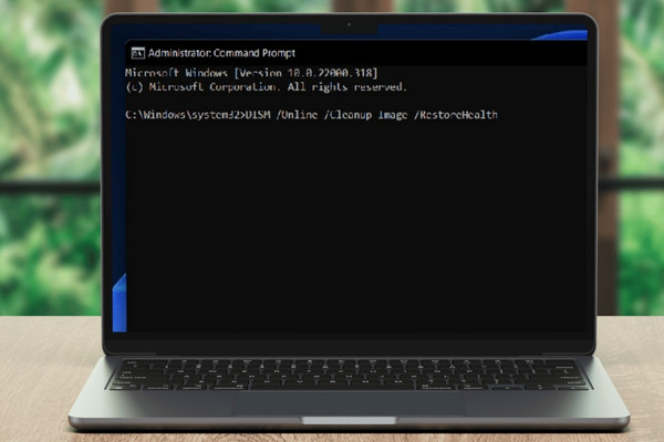 Vào Safe Mode và sử dụng DISM 3
