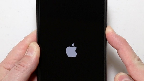 Dấu hiệu iPhone 12 hư main