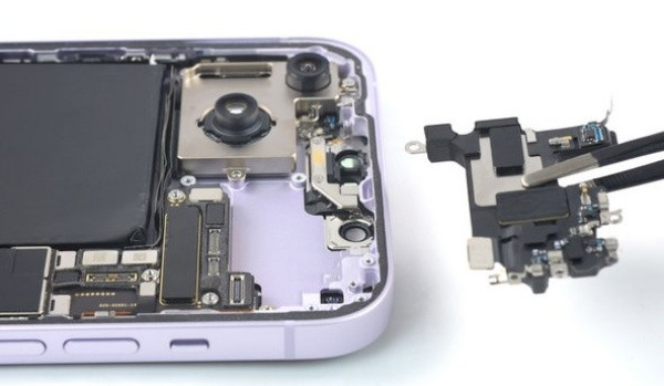 Dây cảm biến iPhone 14 hư hỏng do đâu? Dây cảm biến iPhone 14 hư hỏng do đâu?