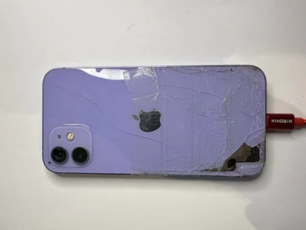 iPhone 12 hư main