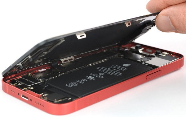 iPhone 12 Mini hỏng bẹ dây đèn flash iPhone 12 Mini hỏng bẹ dây đèn flash