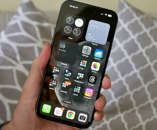iPhone 15 Plus hỏng IC sóng