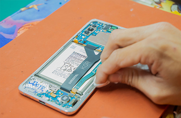 Lưu ý khi IC sạc Samsung S20 gặp sự cố