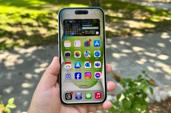 Nguyên nhân bộ nẹp iPhone 15 bị hỏng