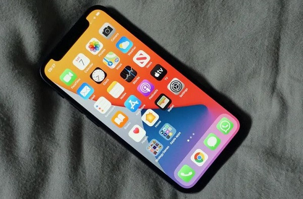 Nguyên nhân iPhone 12 Mini hỏng IC camera
