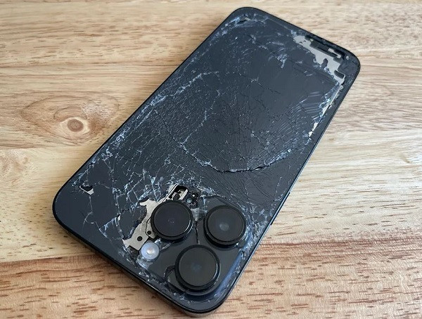 Nguyên nhân iPhone 14 Pro Max hư main