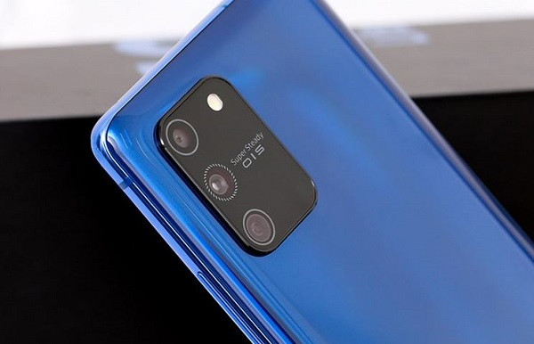 Nguyên nhân Samsung S10 Lite hư IC camera