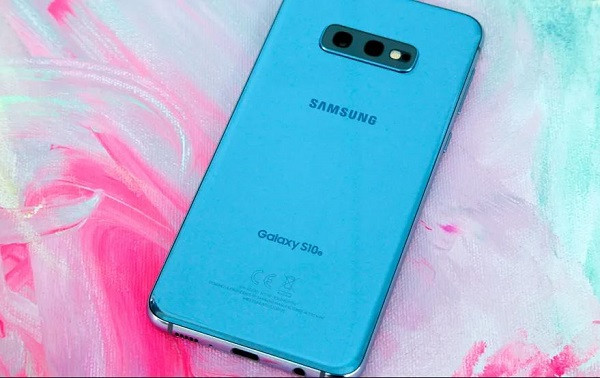 Samsung S10e hỏng jack tai nghe Samsung S10e hỏng jack tai nghe
