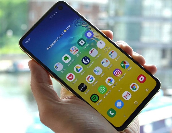Samsung S10e hư IC âm thanh