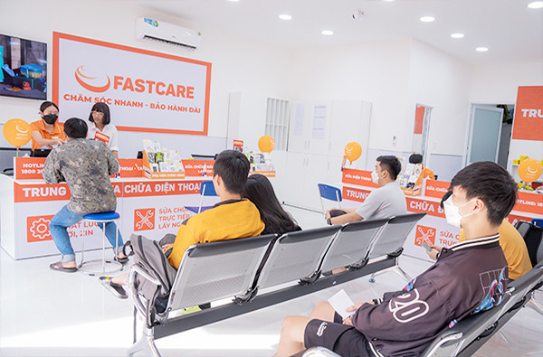Sửa IC hiển thị iPhone 12 Mini ở FASTCARE