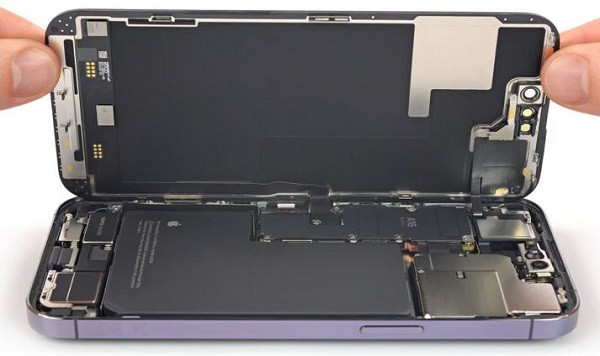 Sửa IC sạc iPhone 16 Pro