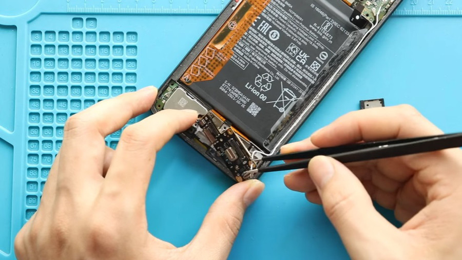 thay chân sạc Xiaomi Redmi 6
