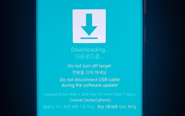 Dấu hiệu cần chạy phần mềm Samsung S22 Plus là gì? Dấu hiệu cần chạy phần mềm Samsung S22 Plus là gì?