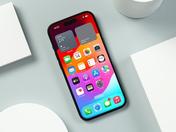 iPhone 15 sạc bị nóng máy