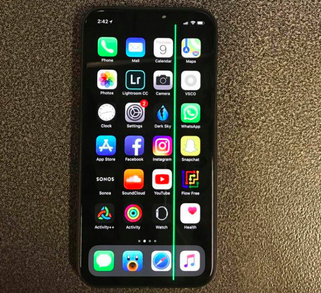 iPhone bị sọc màn hình có sửa được không? iPhone bị sọc màn hình có sửa được không?