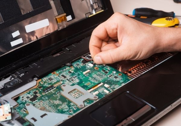 Sai sót từ nhà sản xuất trong quá trình lắp ráp 