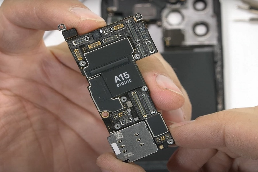 Sửa IC Sóng iPhone 13 Sửa IC Sóng iPhone 13