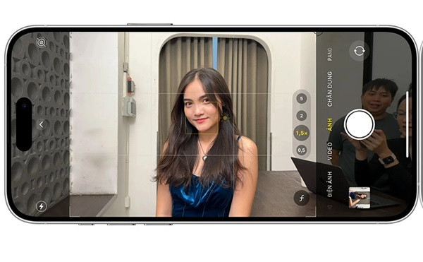 Tại sao chụp ảnh bị ngược trên iPhone