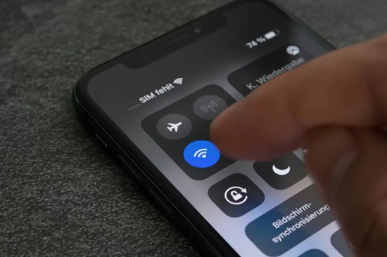 Anten wifi iPhone 15 Pro bị lỗi
