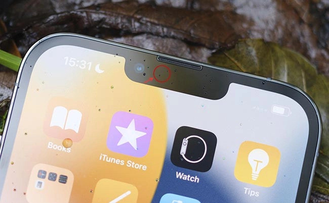 thay-dây-cảm-biến-iPhone-13-chất-lượng thay-dây-cảm-biến-iPhone-13-chất-lượng