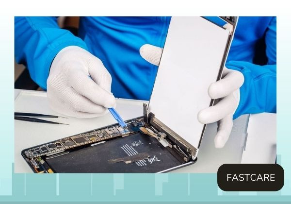 Vì sao nên sửa điện thoại Samsung bị sọc màn hình tại FASTCARE