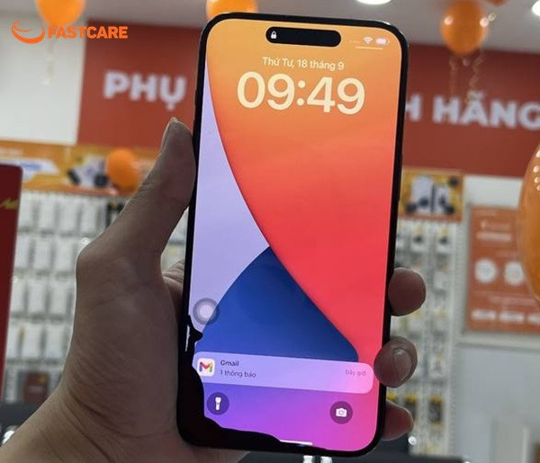 Thay màn hình iPhone 12 Pro Max giá bao nhiêu?
